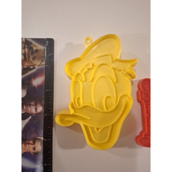 Disney Donald Duck & Goofy Plastic Cookie Cutters Vintage 3 Lot Head Face - Picture 7 of 9